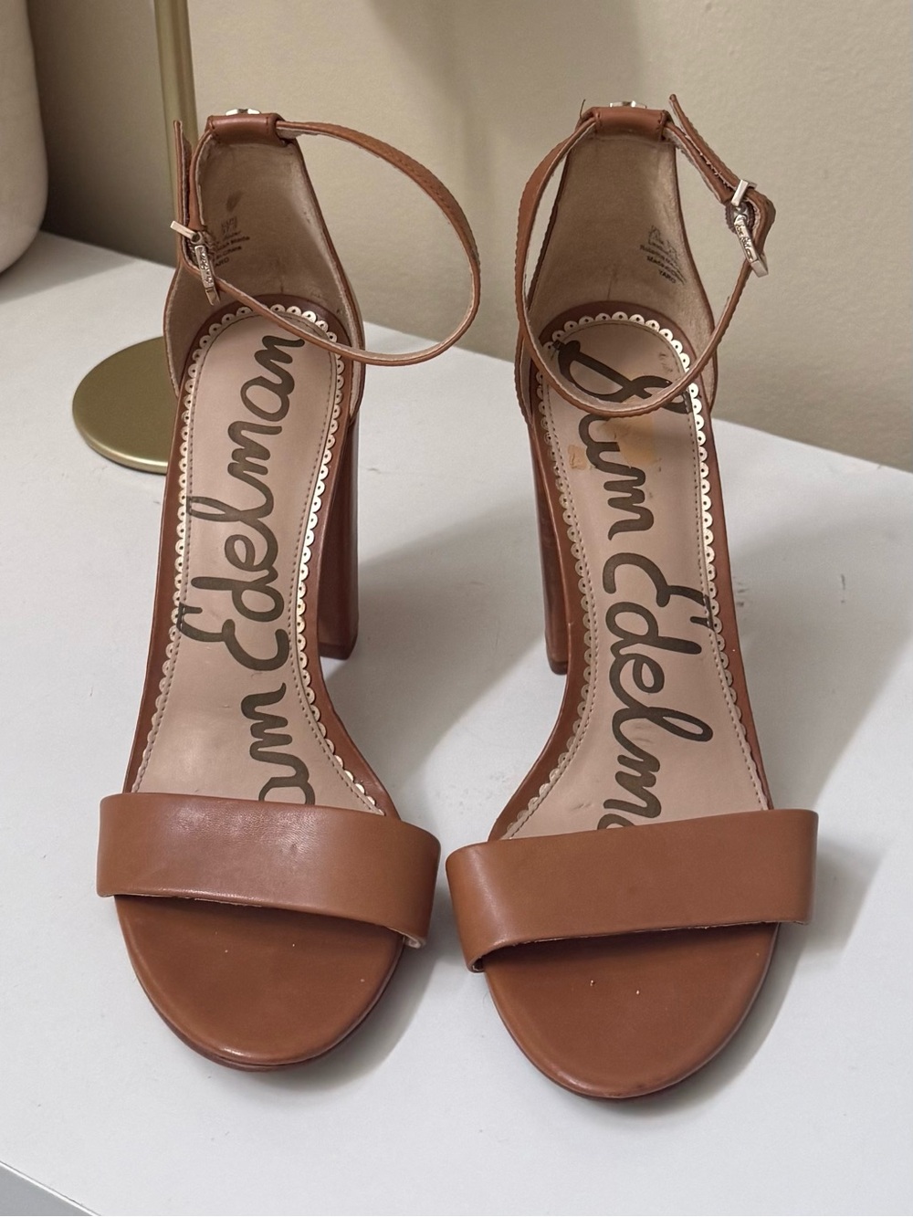 Sam Edelman Yaro Block Heel Size 7.5 Brown Camel Gold Chunky Ankle Strap Leather - Picture 3 of 9
